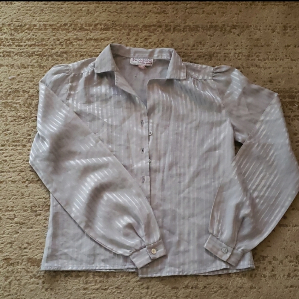 MOVING SALE! Bobbie Brooks (New Expressions) top